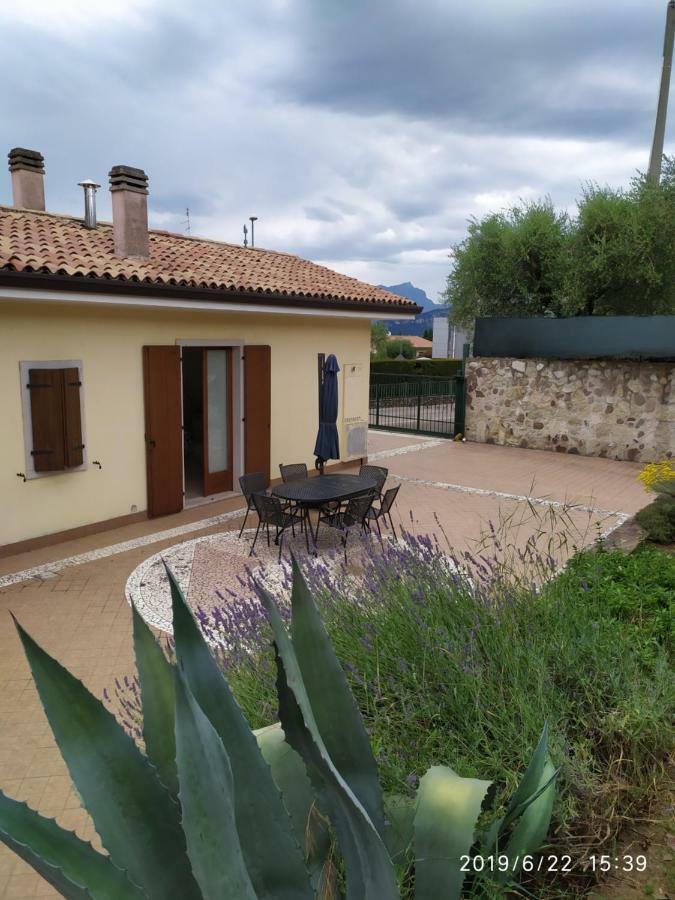 Appartamento Con Giardino A Cisano Di Bardolino Kültér fotó